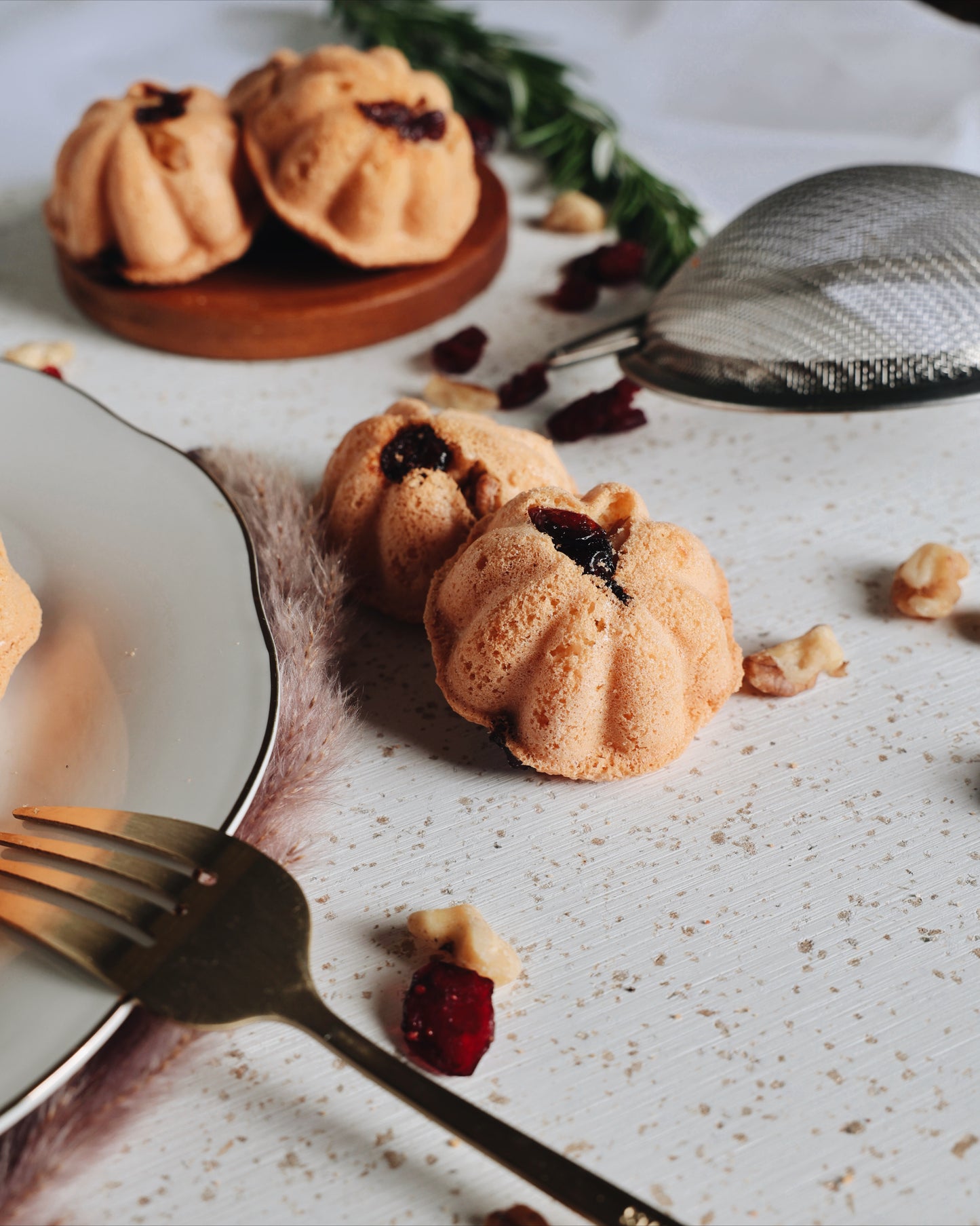 Cranberry Walnut Bahulu